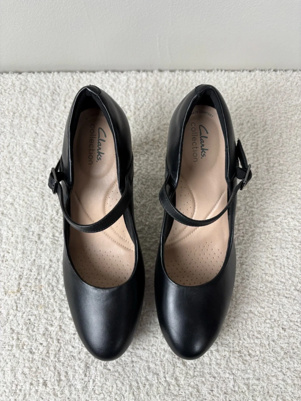 Clarks Heels Womens 8 Black Ambyr Shine Mary Jane Leather Buckle Strap Pumps